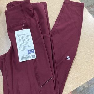 Lululemon Speed Up MR Tight 28’’ size 4